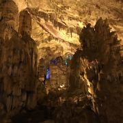 溶洞旅游出行指南，织金洞等溶洞景区交通与游玩建议
